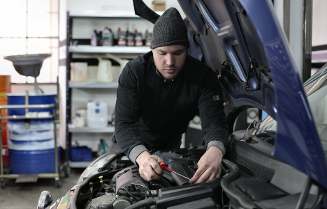 Mechanic